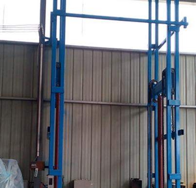 固定導(dǎo)軌式升降貨梯